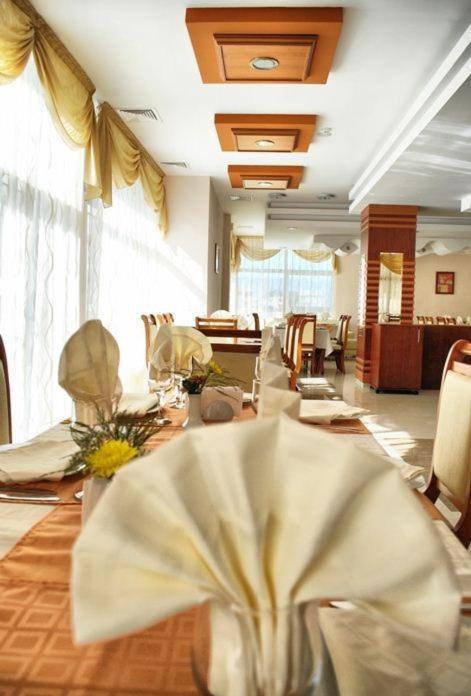 מלון Spa Hotel Holiday ולינגראד