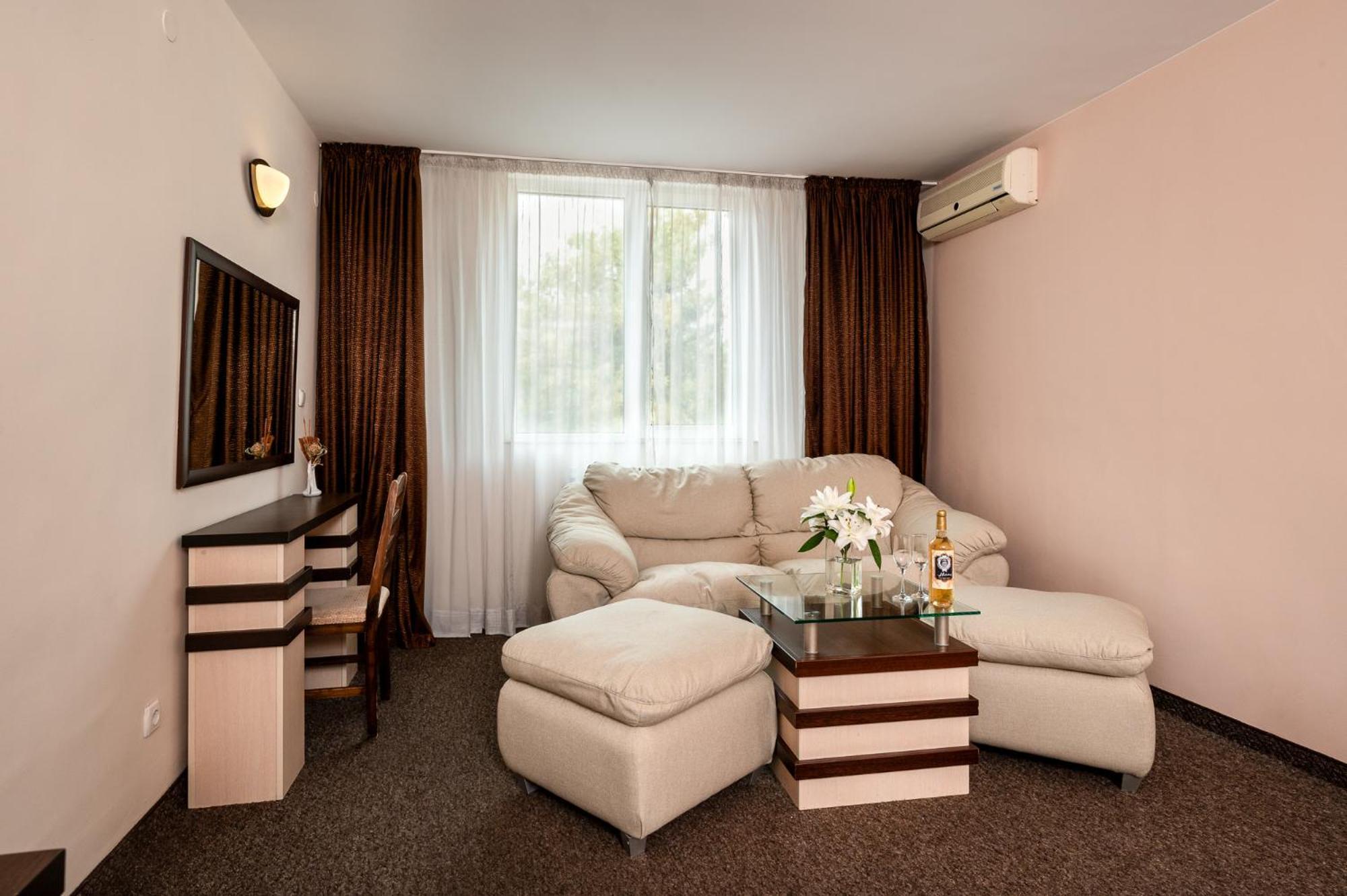Spa Hotel Holiday 4*