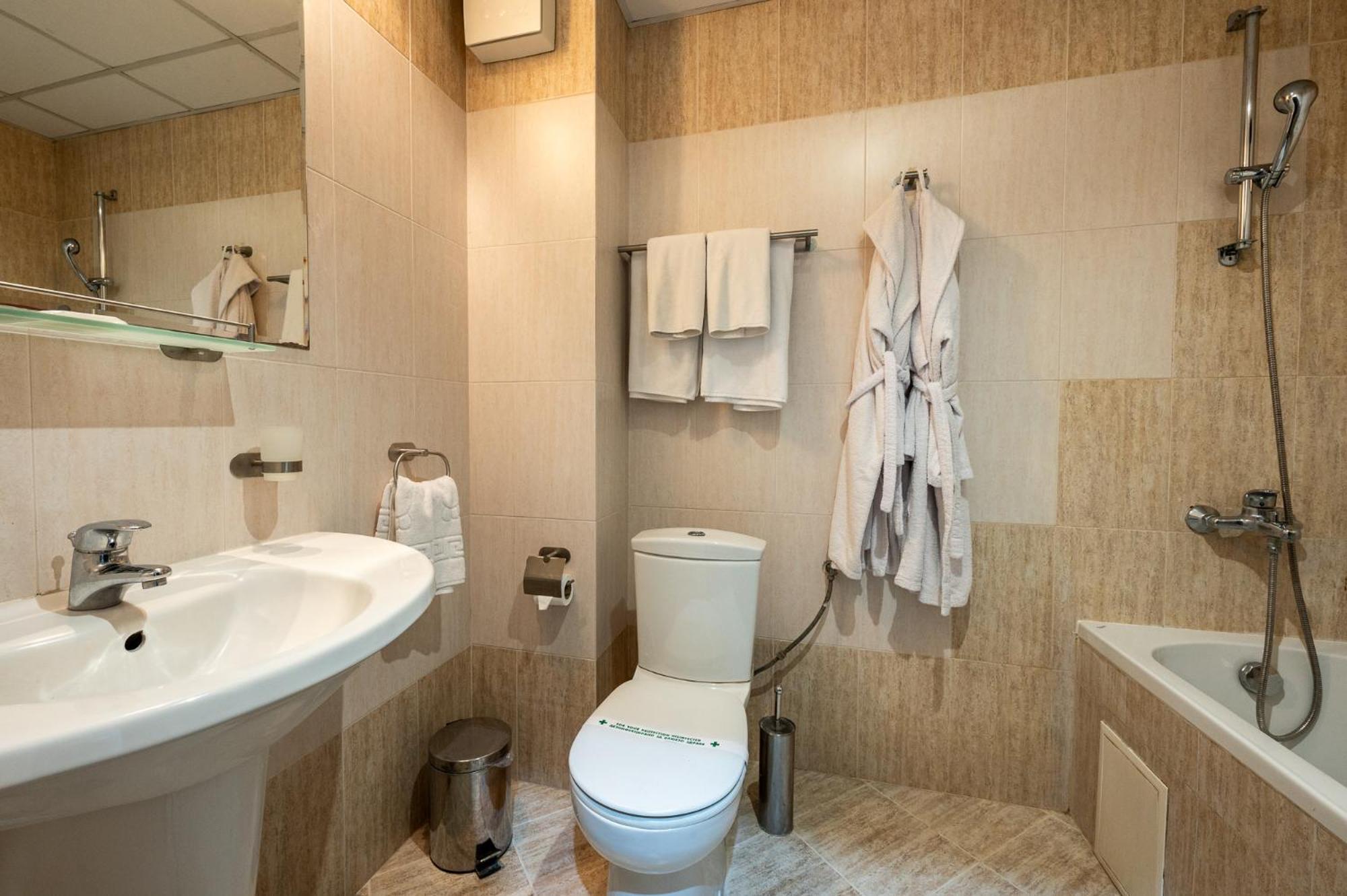 Spa Hotel Holiday Готель