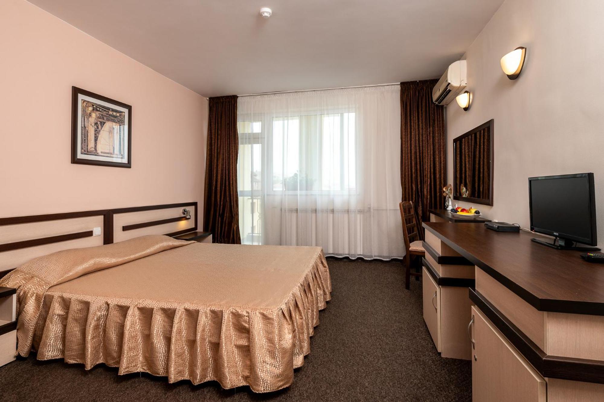 Готель Spa Hotel Holiday
