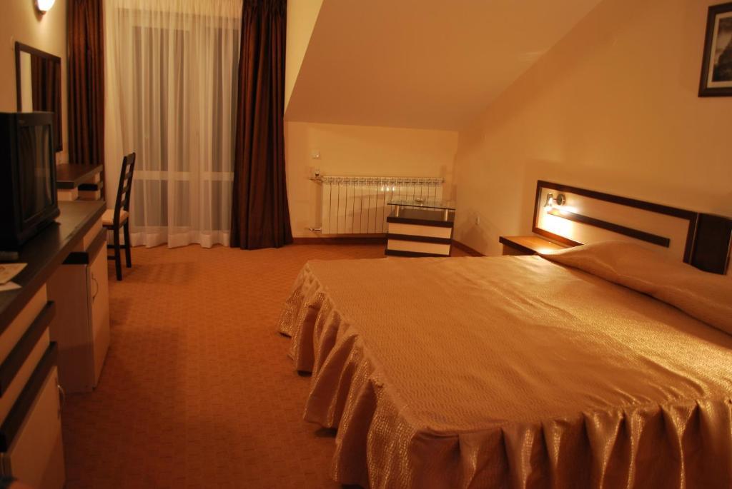 מלון Spa Hotel Holiday